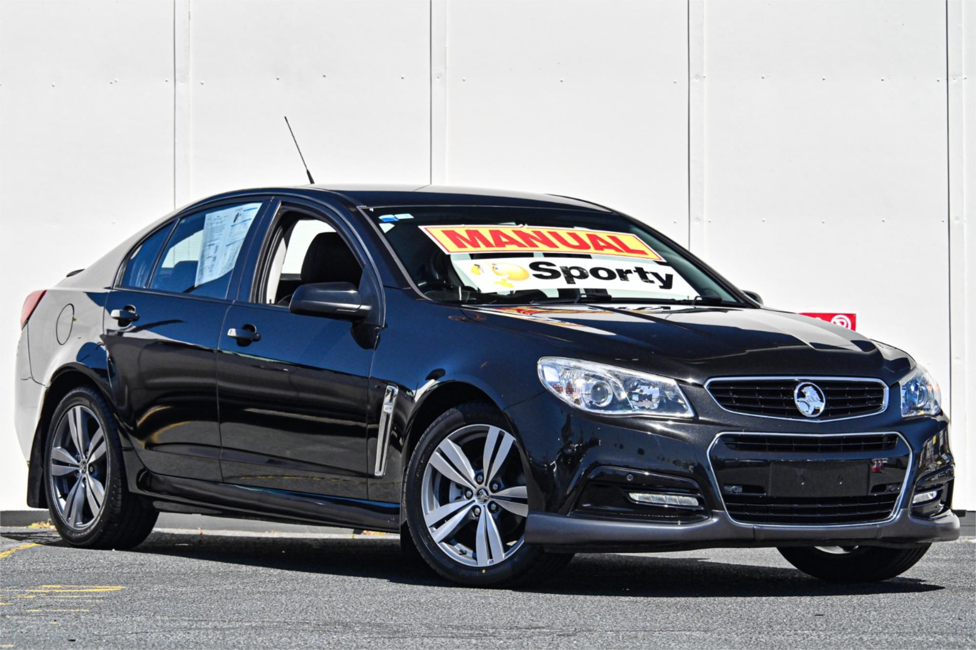2013 HOLDEN COMMODORE VF SV6 MANUAL SEDAN