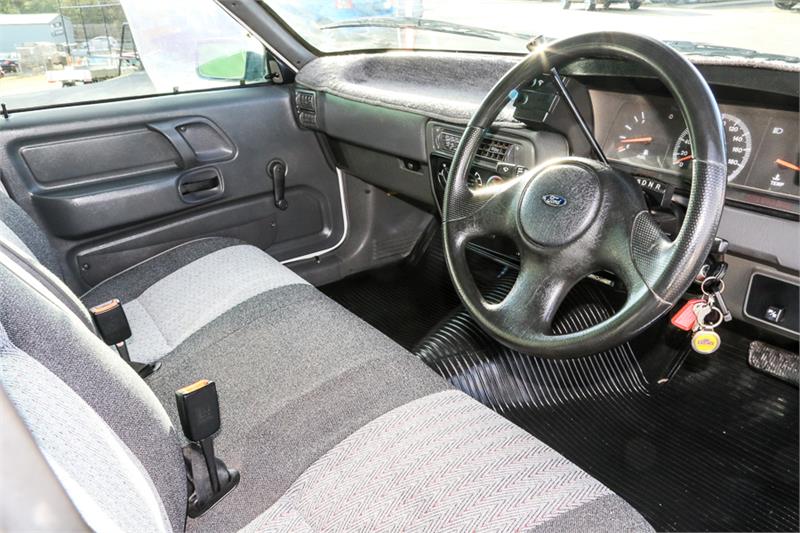 1994 FORD FALCON XG AUTOMATIC VAN