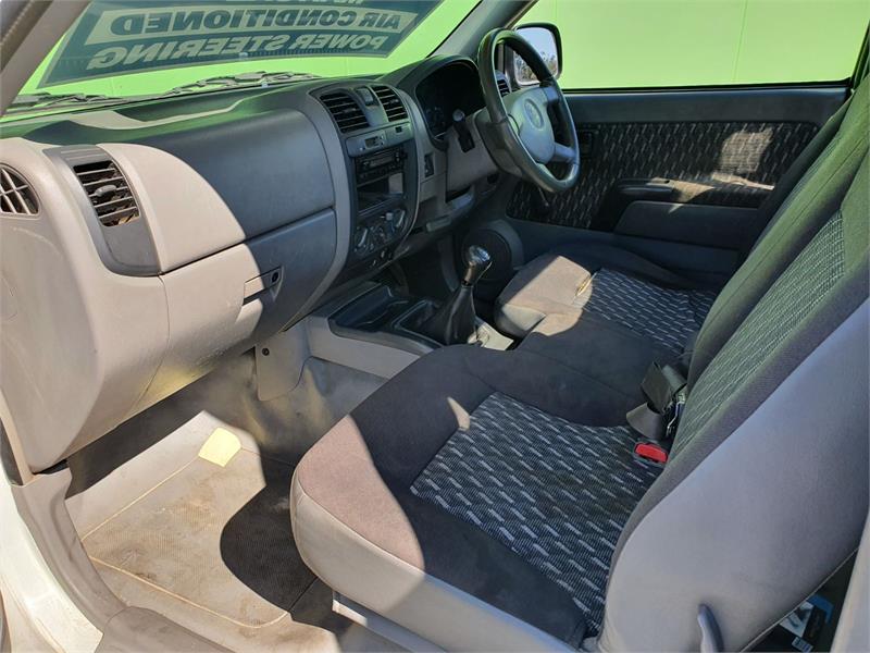 2004 HOLDEN RODEO RA LX MANUAL CAB CHASSIS