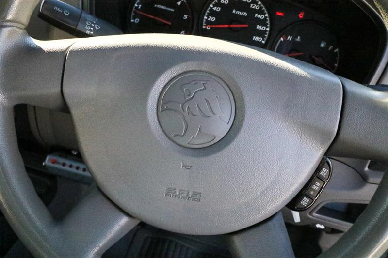 2005 HOLDEN RODEO RA MANUAL UTILITY