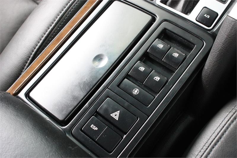 2005 HOLDEN STATESMAN WL SPORTS AUTOMATIC SEDAN