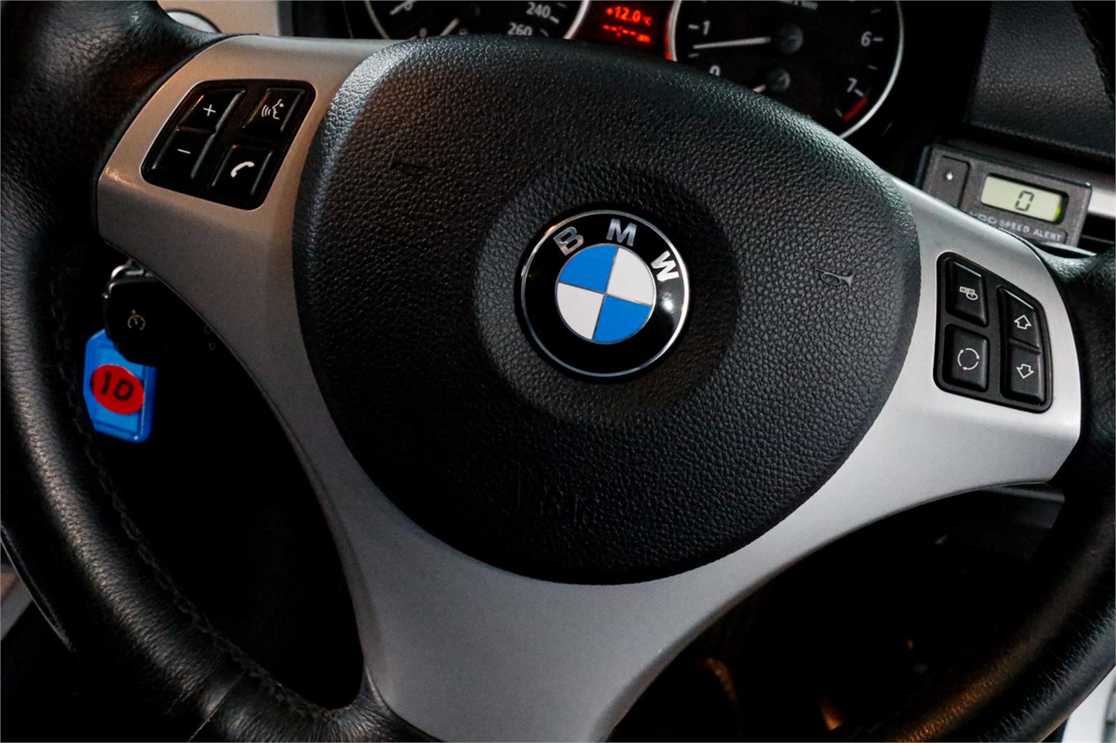 2005 BMW 325I E90 SEDAN