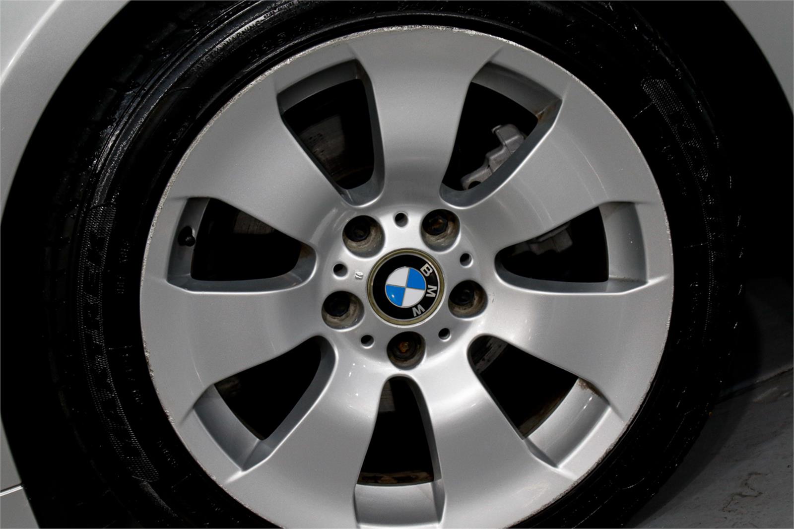 2005 BMW 325I E90 SEDAN