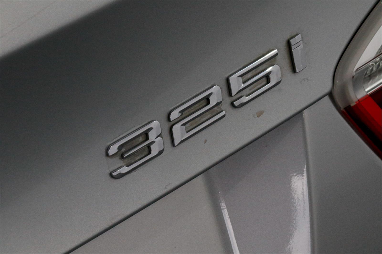 2005 BMW 325I E90 SEDAN