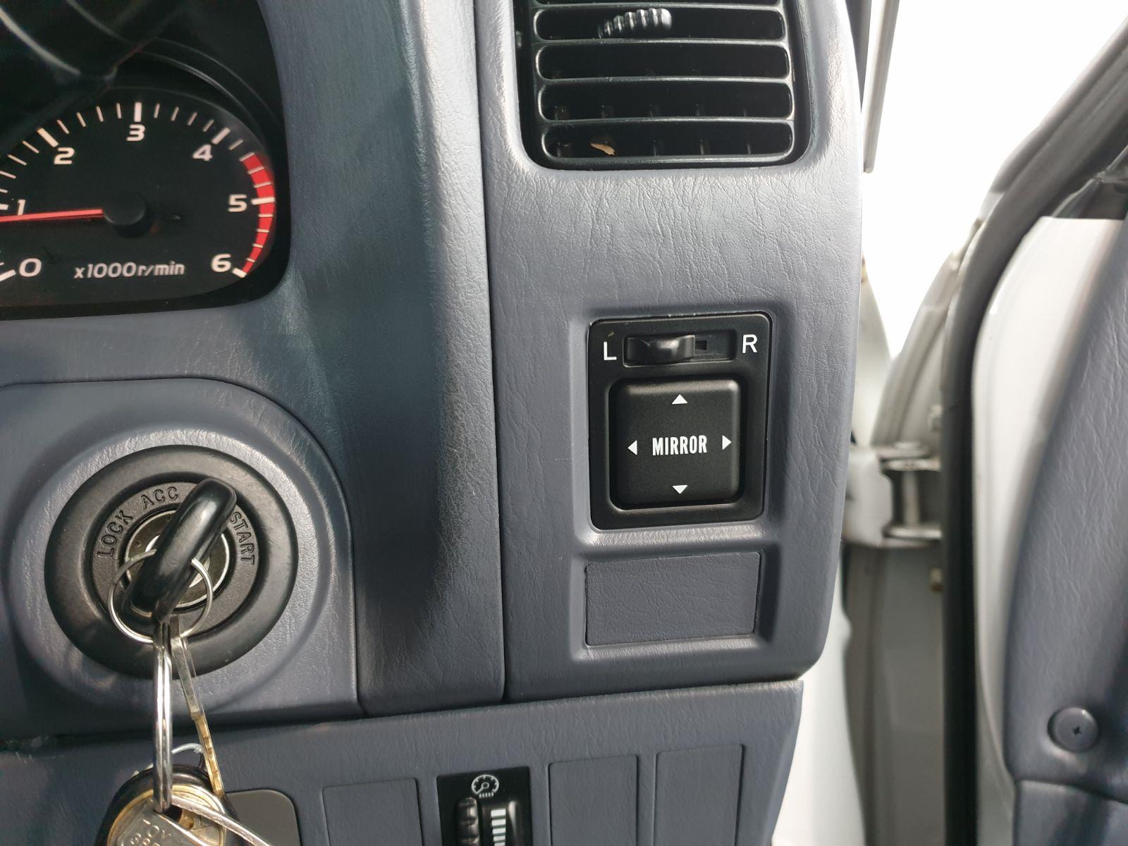 2000 TOYOTA LANDCRUISER PRADO KZJ95R MANUAL WAGON