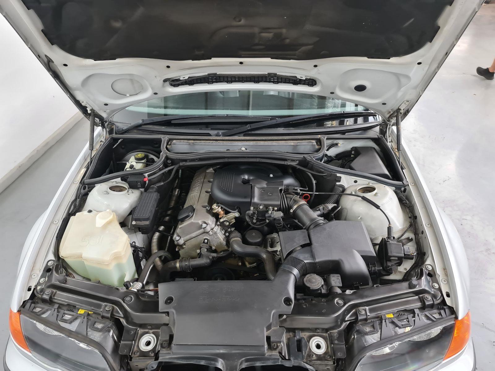 2000 BMW 3 SERIES E46 318I MANUAL SEDAN