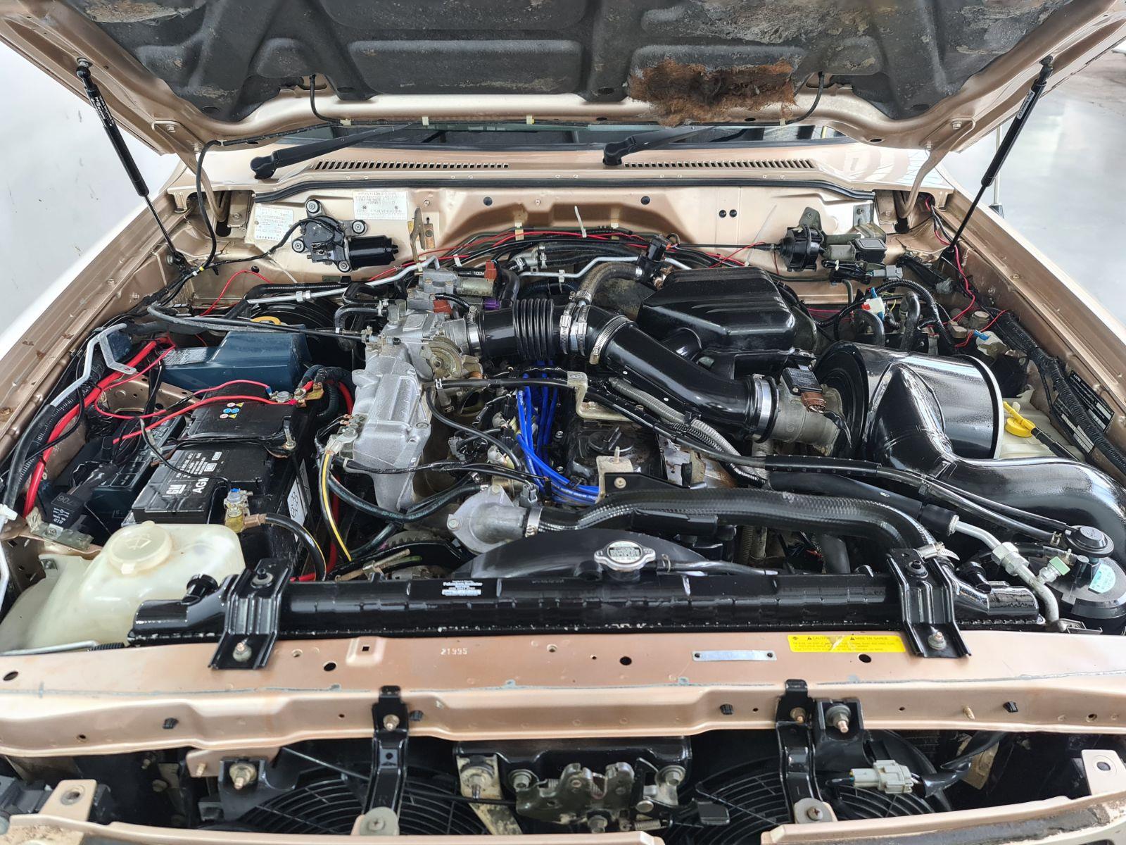 1998 NISSAN PATROL GU ST MANUAL WAGON