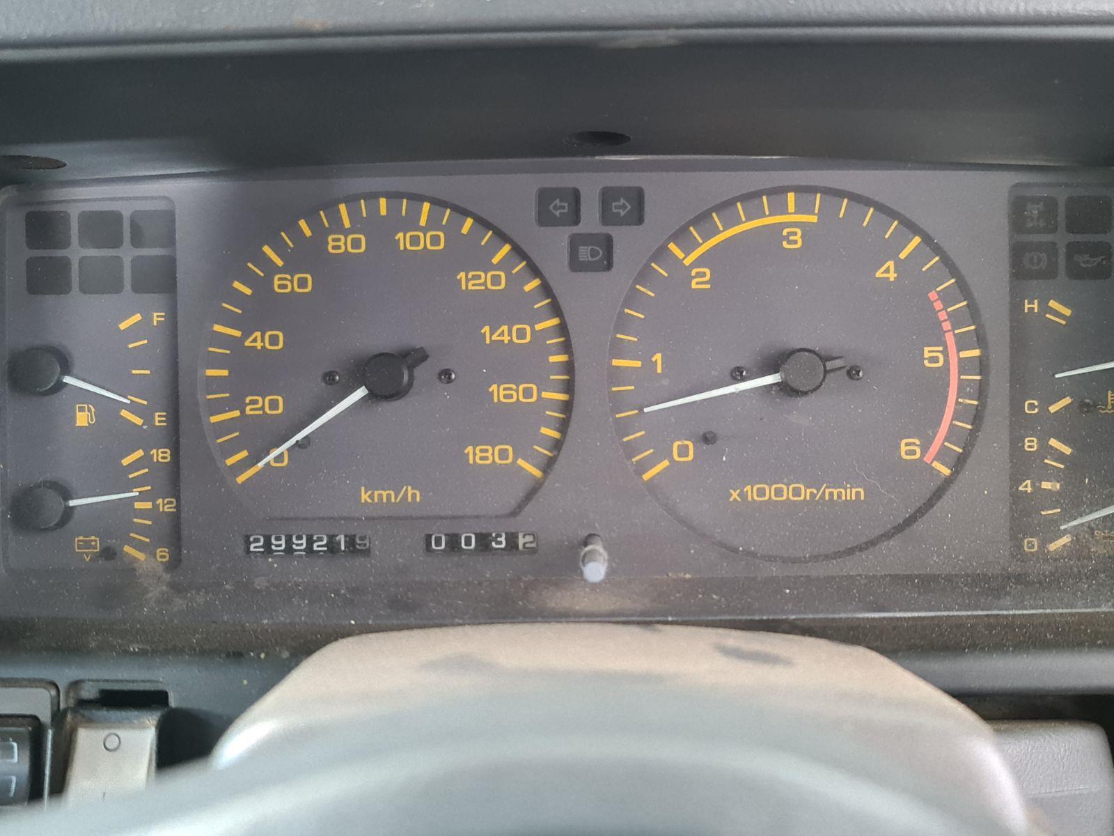 1988 FORD MAVERICK MANUAL WAGON