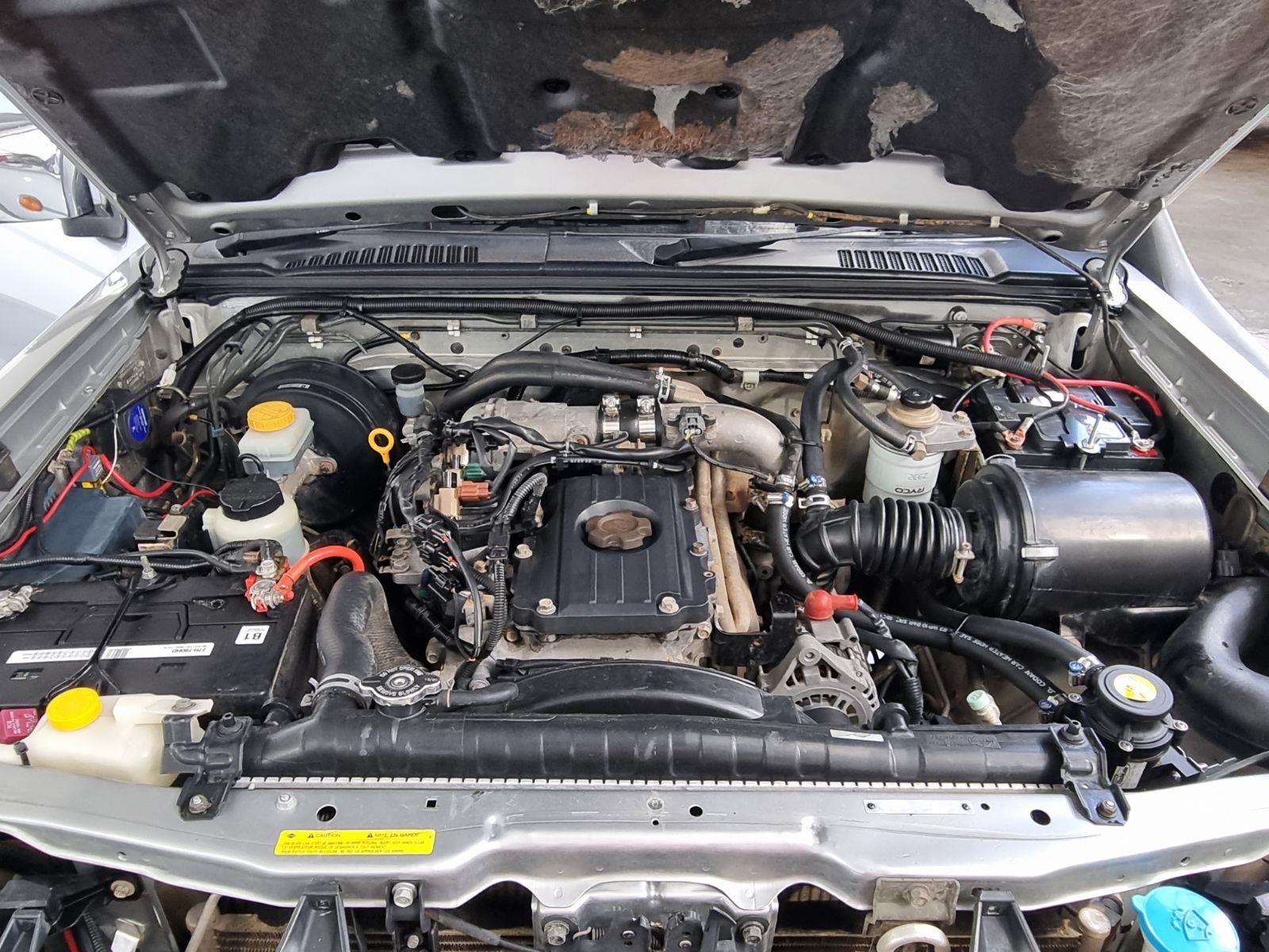 2006 NISSAN NAVARA D22 S2 ST-R MANUAL UTILITY