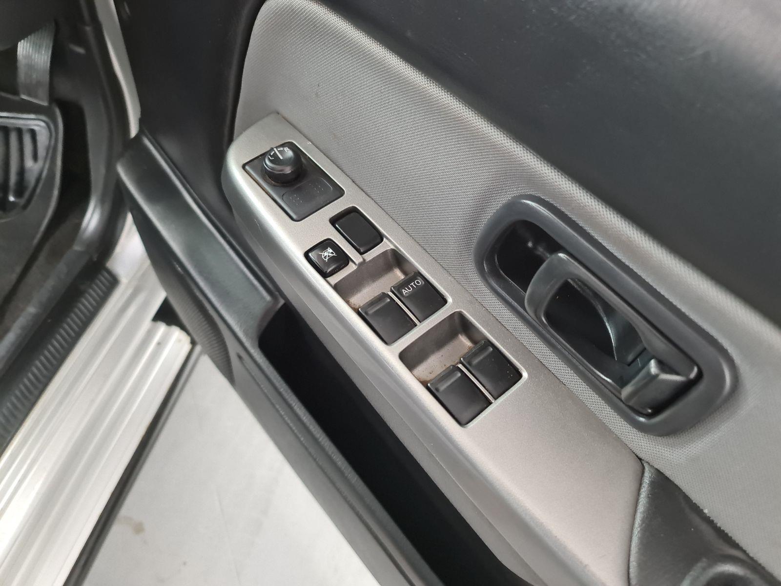 2012 NISSAN NAVARA D22 ST-R MANUAL UTILITY