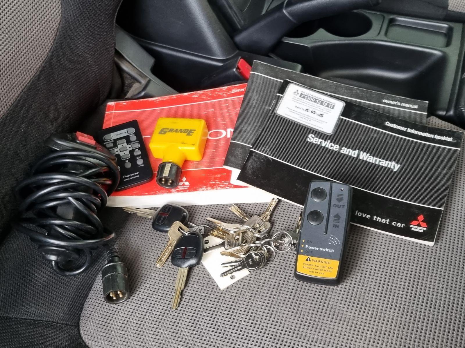 2009 MITSUBISHI TRITON MN GL-R MANUAL UTILITY