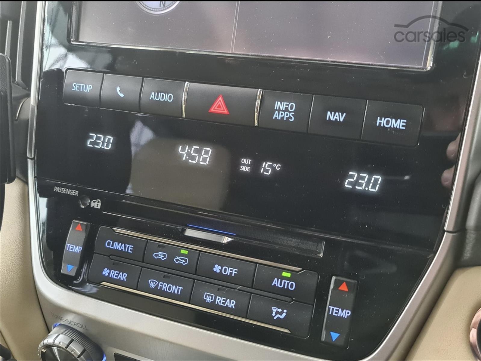 2017 TOYOTA LANDCRUISER VDJ200R SAHARA SPORTS AUTOMATIC WAGON