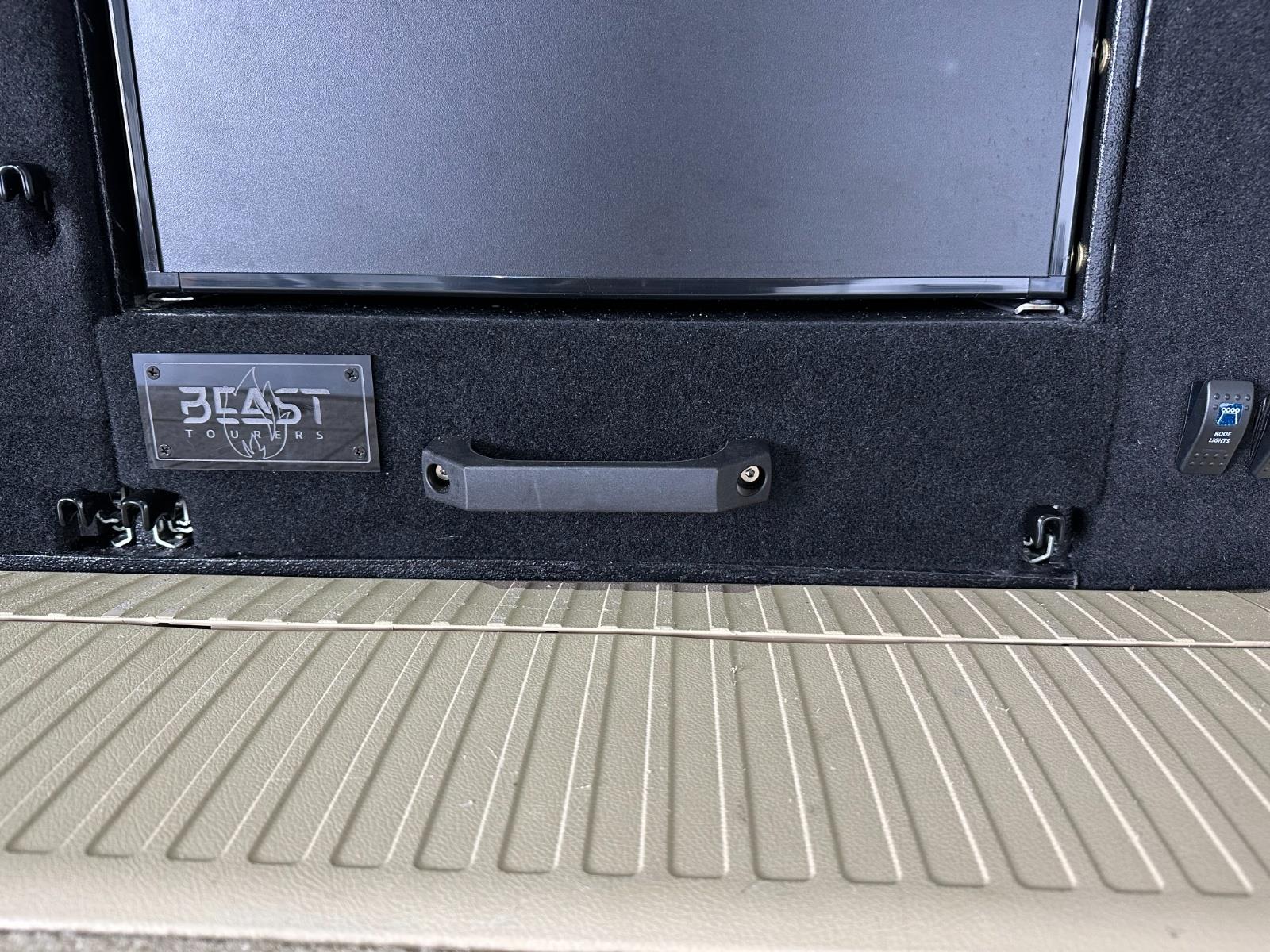 2017 TOYOTA LANDCRUISER VDJ200R SAHARA SPORTS AUTOMATIC WAGON