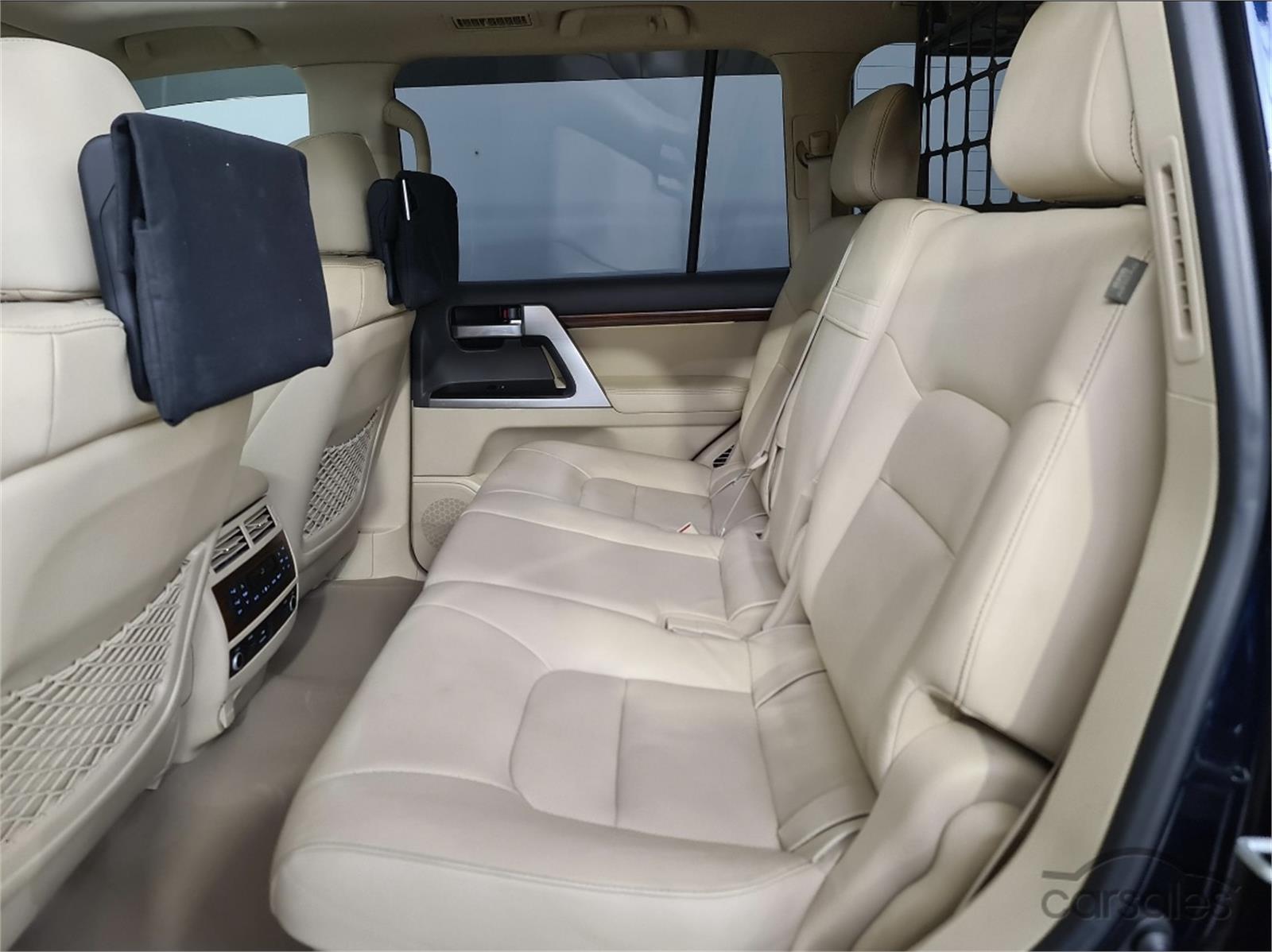 2017 TOYOTA LANDCRUISER VDJ200R SAHARA SPORTS AUTOMATIC WAGON