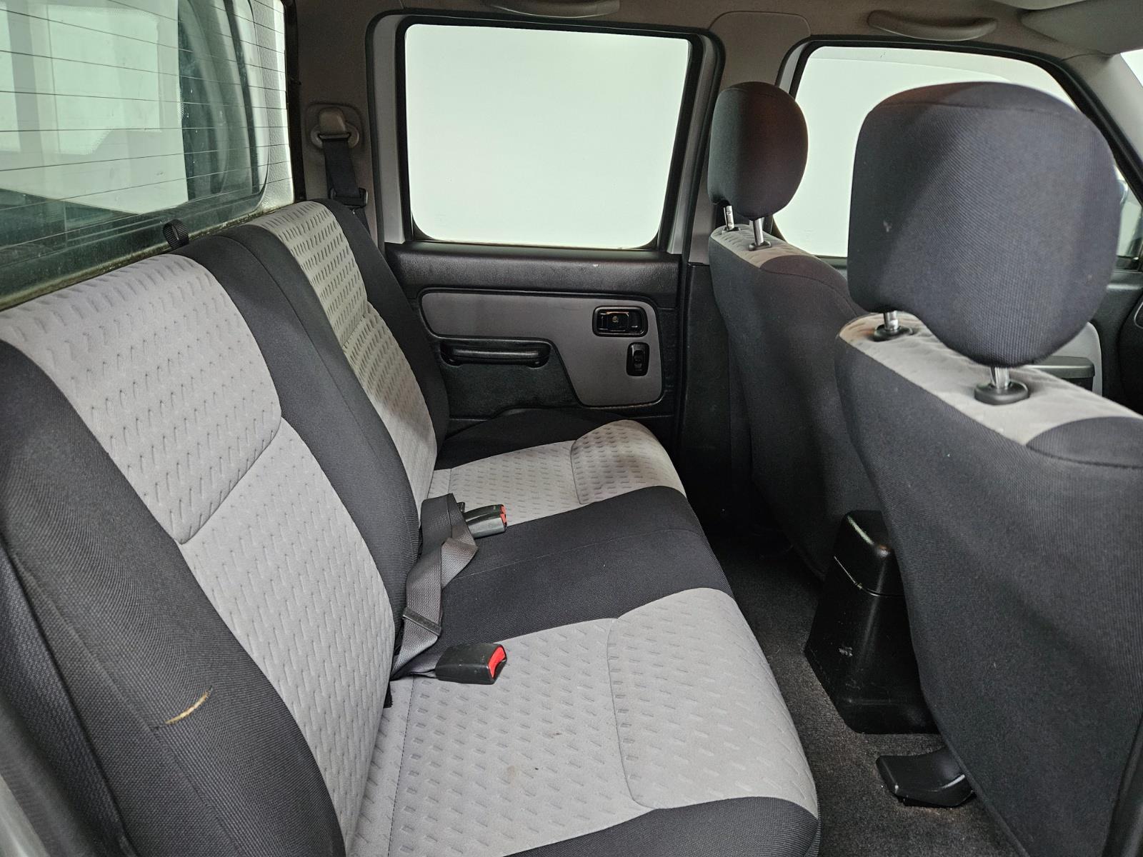 2005 NISSAN NAVARA D22 S2 ST-R MANUAL UTILITY
