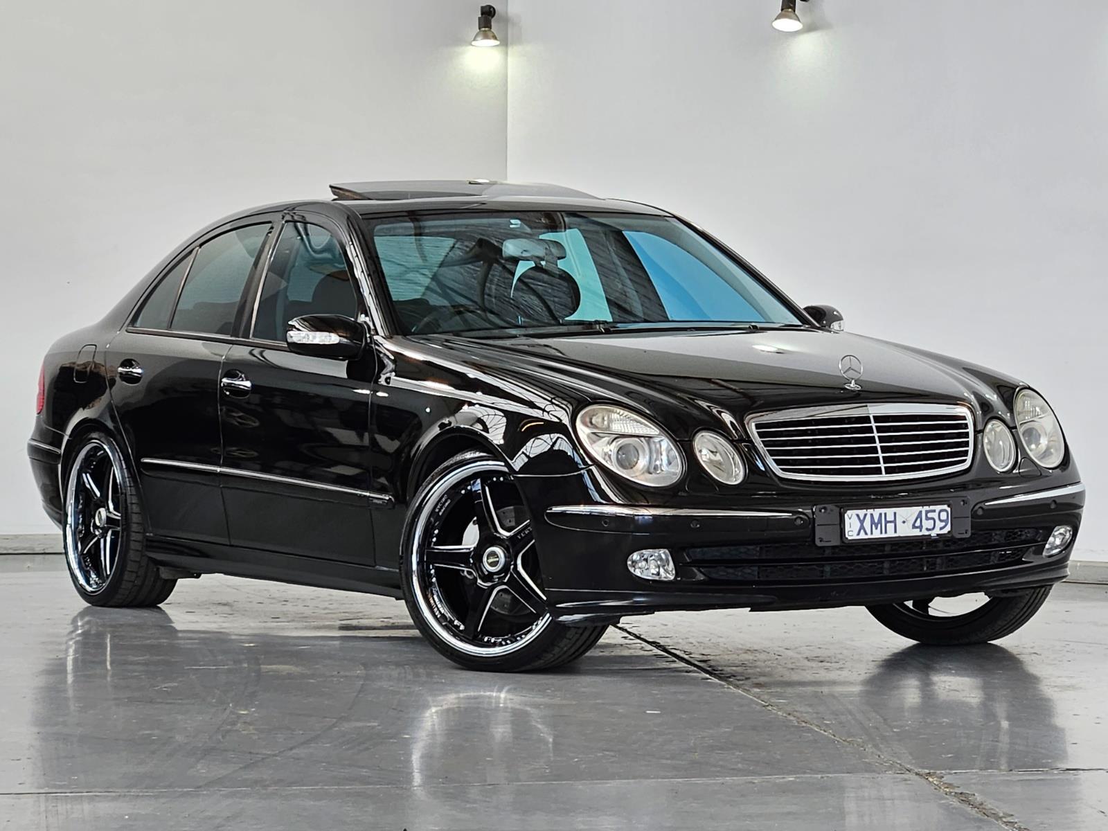 2004 MERCEDES-BENZ E-CLASS W211 E500 SPORTS AUTOMATIC SEDAN