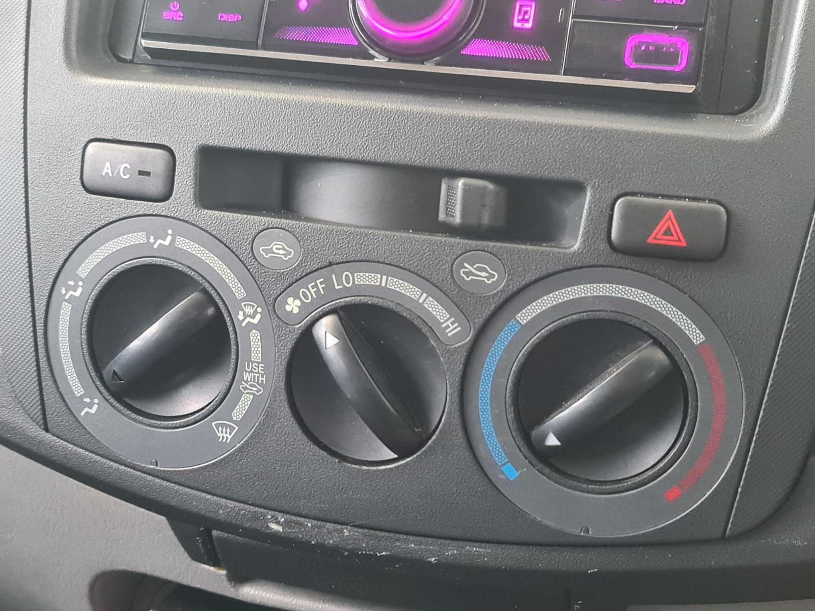 2008 TOYOTA HILUX KUN26R SR MANUAL UTILITY