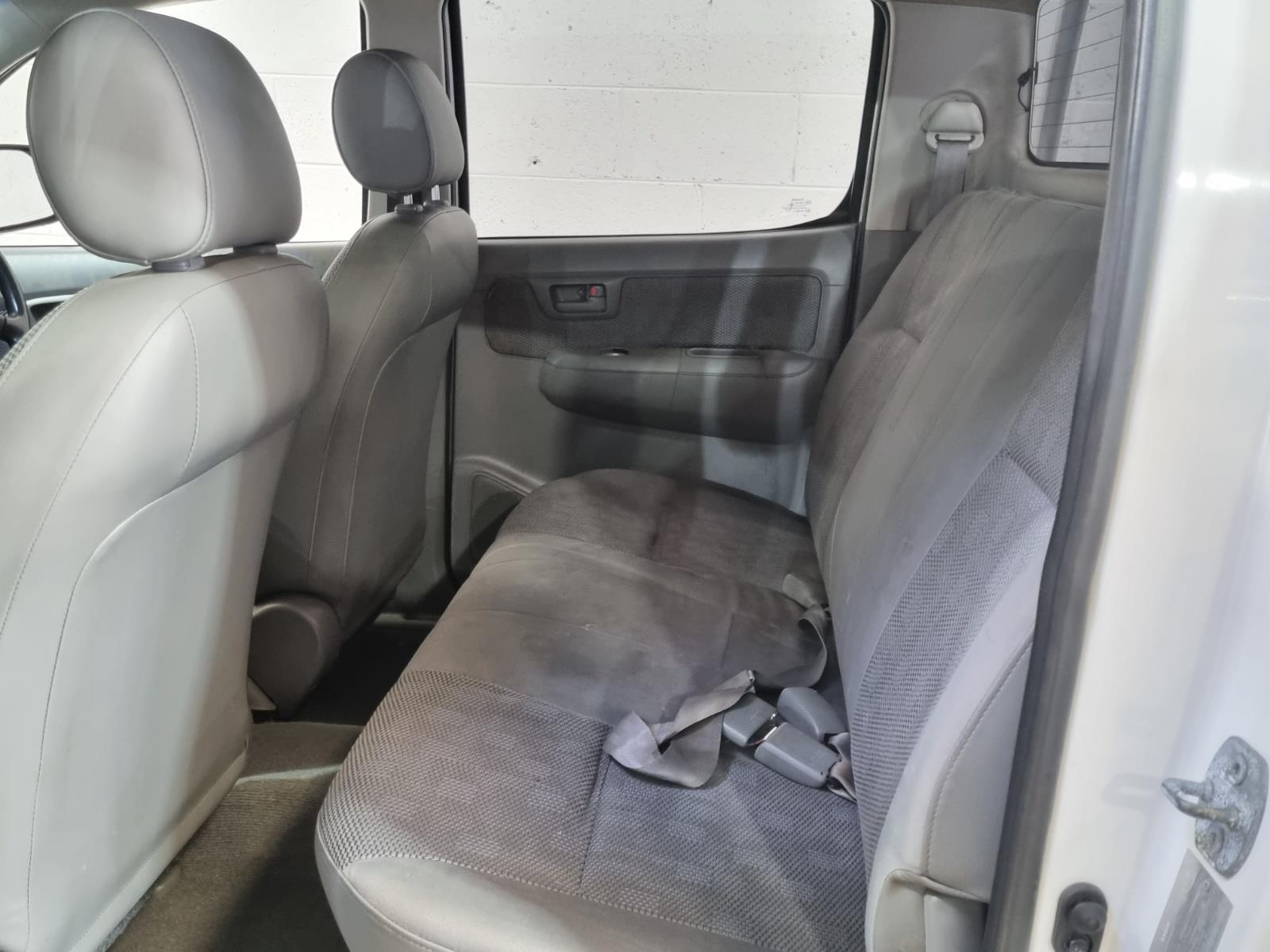 2006 TOYOTA HILUX KUN16R SR MANUAL UTILITY