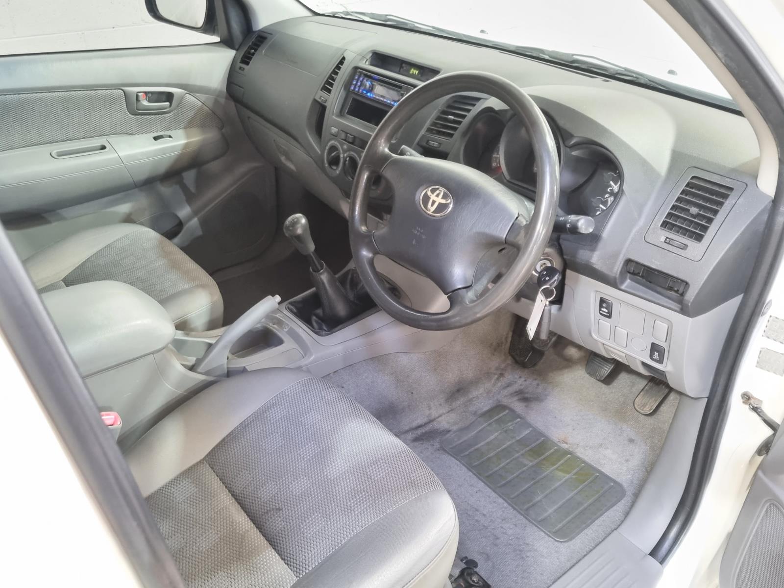 2006 TOYOTA HILUX KUN16R SR MANUAL UTILITY