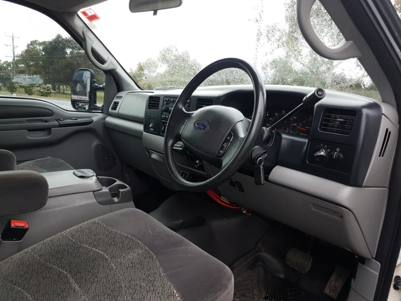 2005 FORD F250 RN AUTOMATIC UTILITY