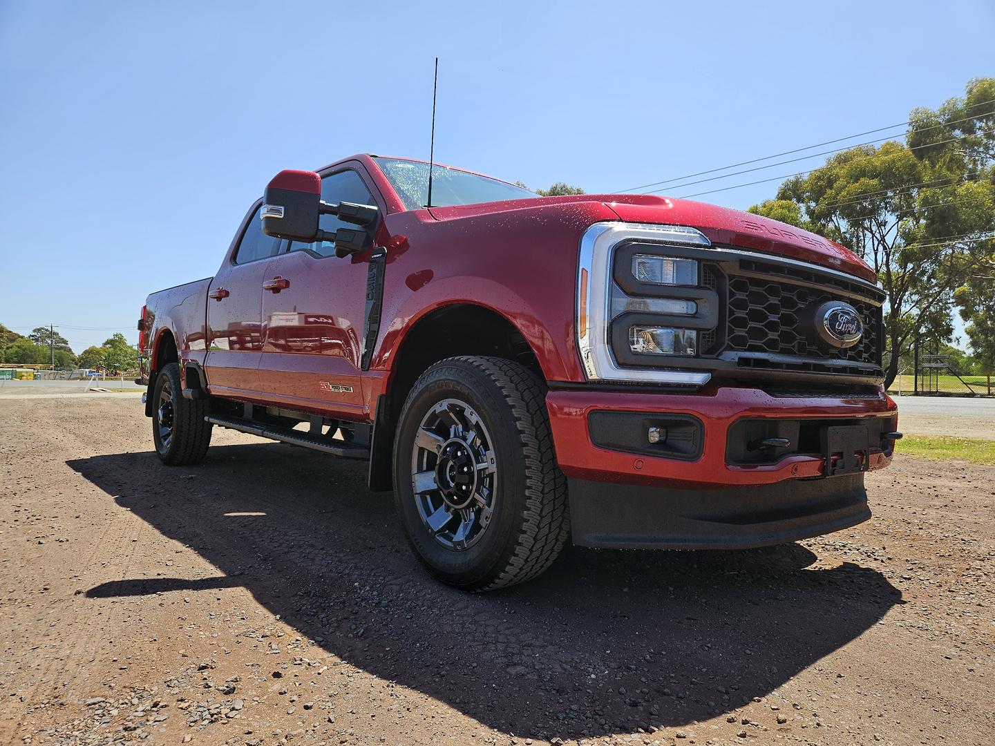 2023 FORD F250 LARIAT AUTO 4X4 DUAL CAB PICKUP
