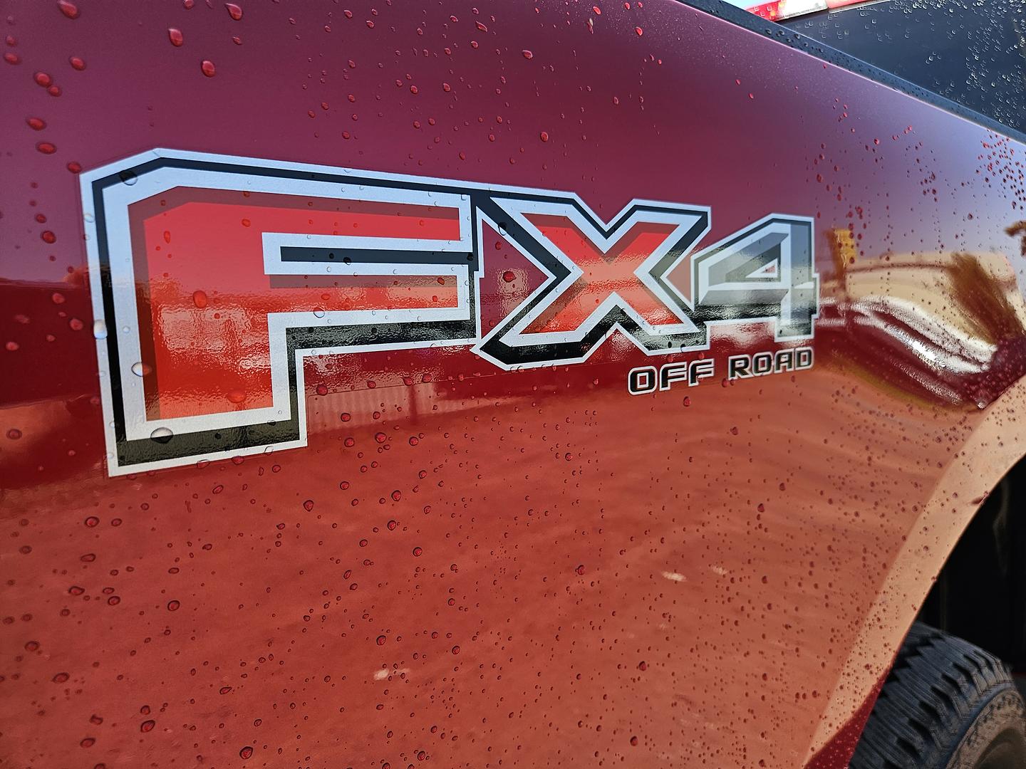 2023 FORD F250 LARIAT AUTO 4X4 DUAL CAB PICKUP
