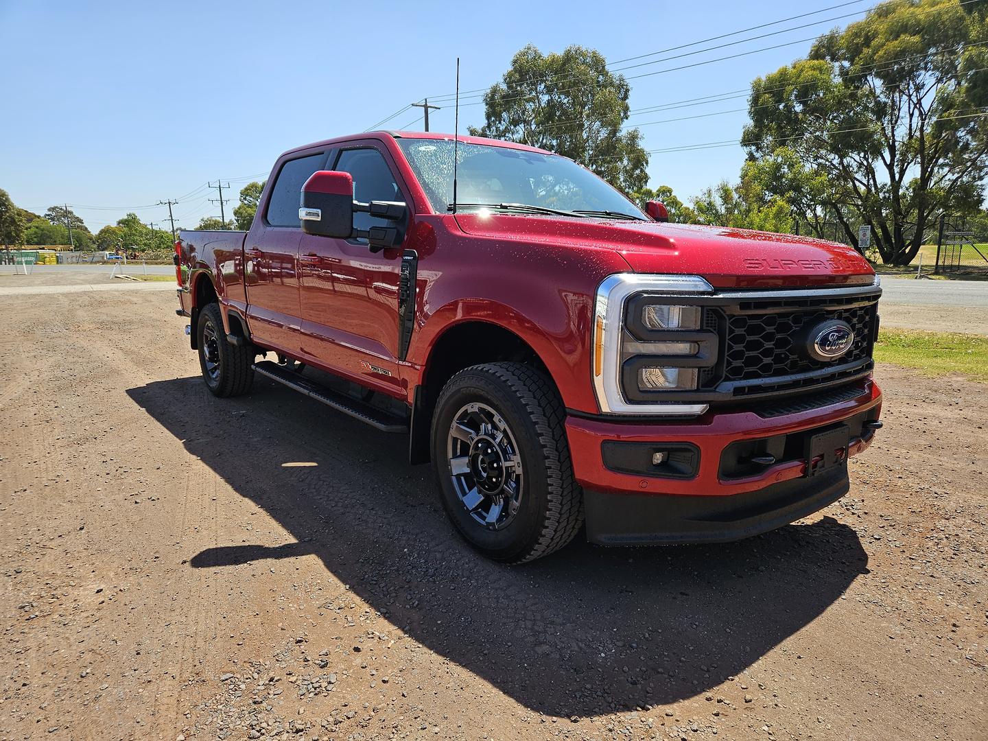 2023 FORD F250 LARIAT AUTO 4X4 DUAL CAB PICKUP