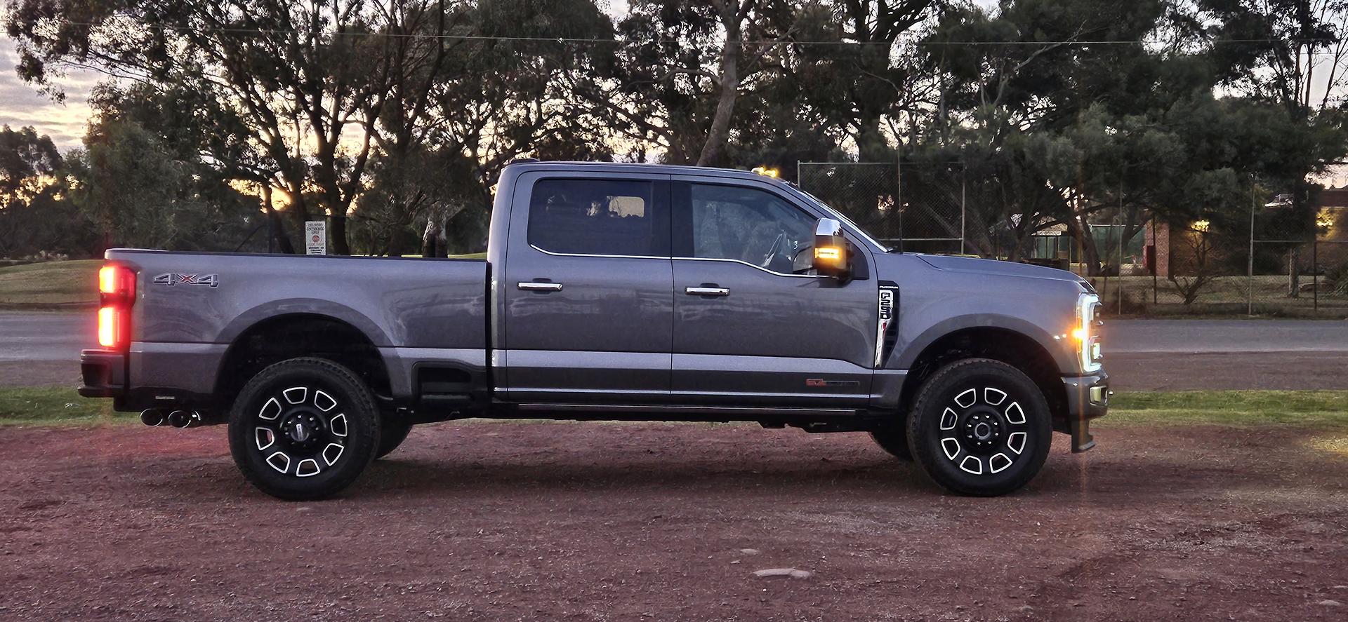 2024 FORD F250 PLATINUM AUTO 4X4 DUAL CAB P/UP