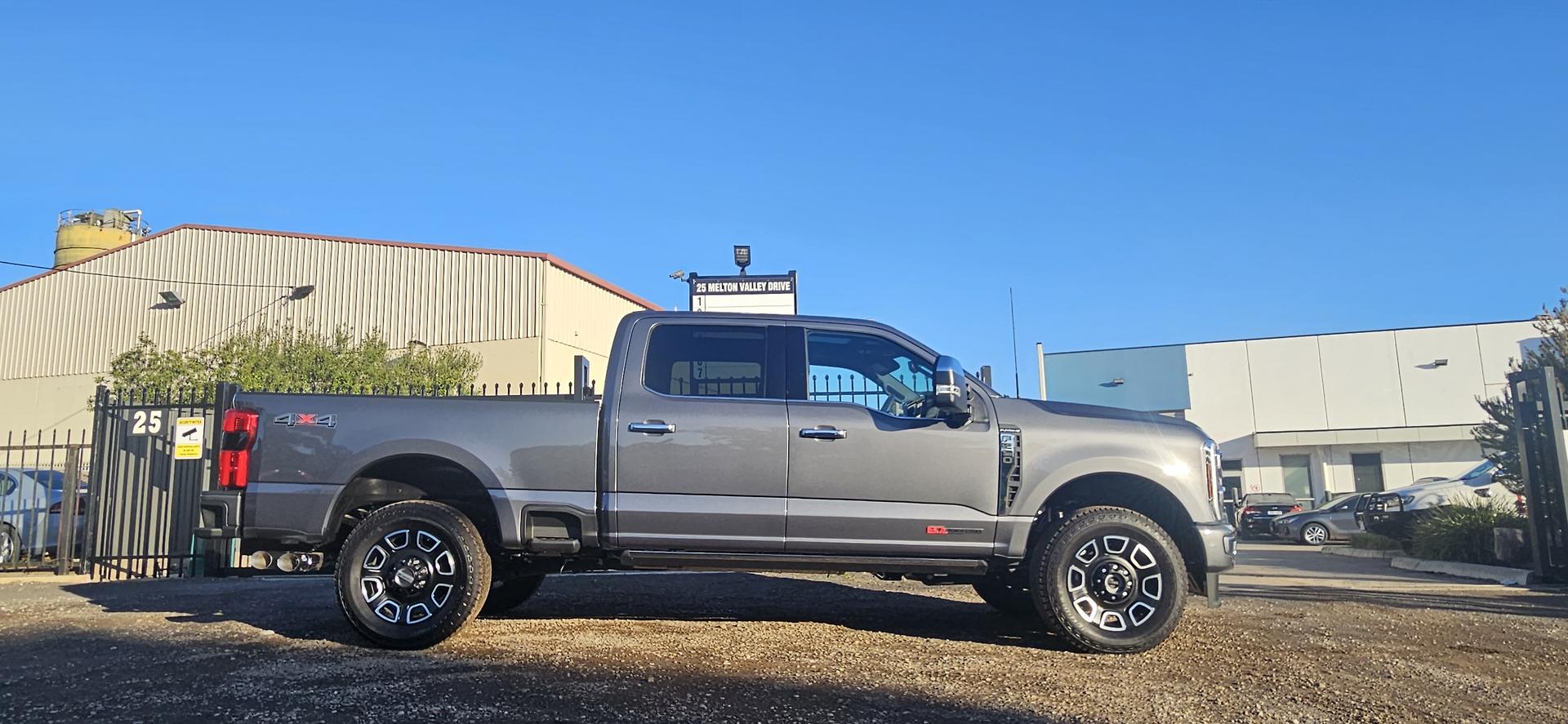 2024 FORD F250 PLATINUM AUTO 4X4 DUAL CAB P/UP