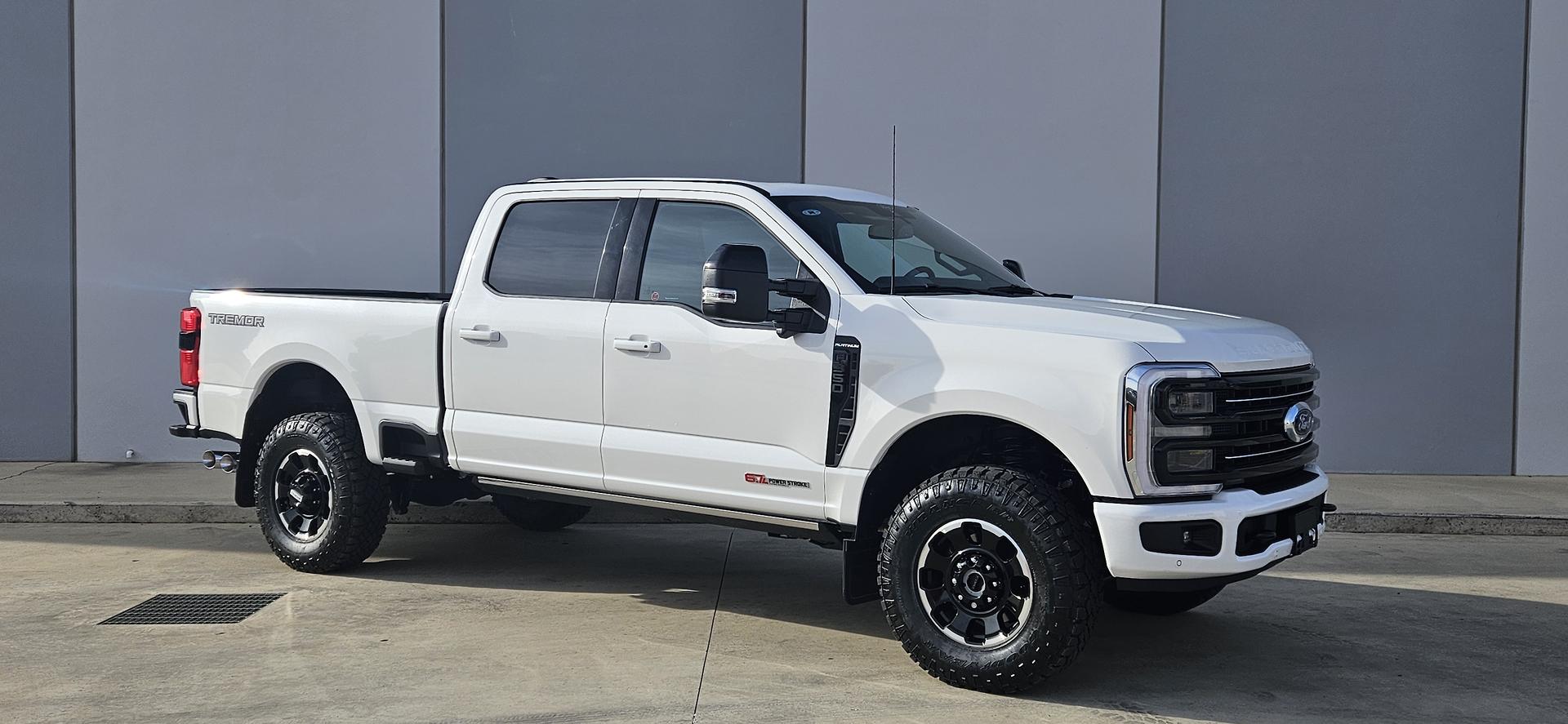 2025 FORD F350 PLATINUM TREMOR 4X4 10 SP AUTOMATIC DUAL CAB P/UP