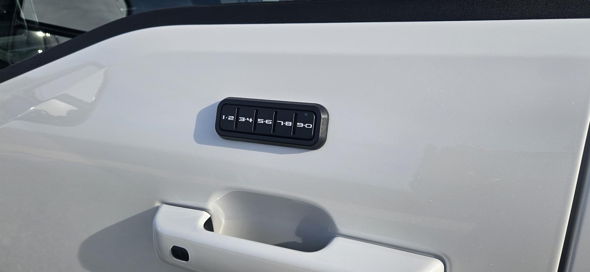 2025 FORD F350 PLATINUM TREMOR 4X4 10 SP AUTOMATIC DUAL CAB P/UP