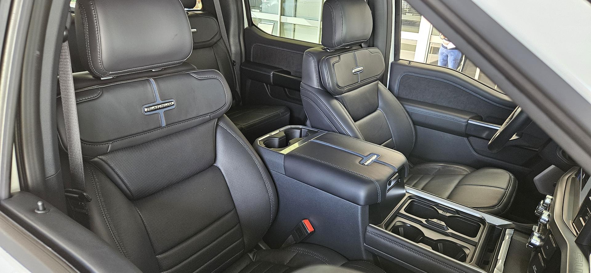 2025 FORD F350 PLATINUM TREMOR 4X4 10 SP AUTOMATIC DUAL CAB P/UP