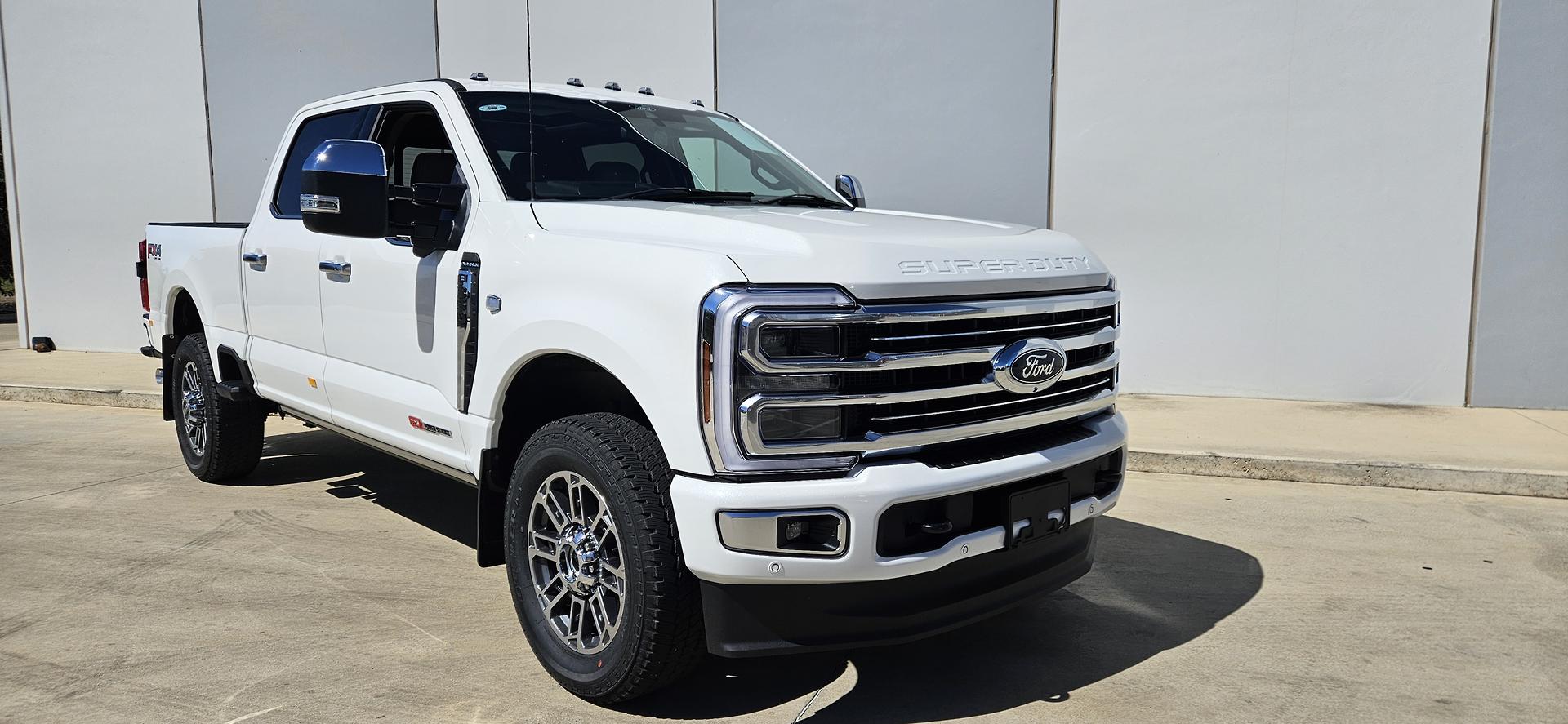 2025 FORD F350 PLATINUM AUTO 4X4 DUAL CAB PICK UP