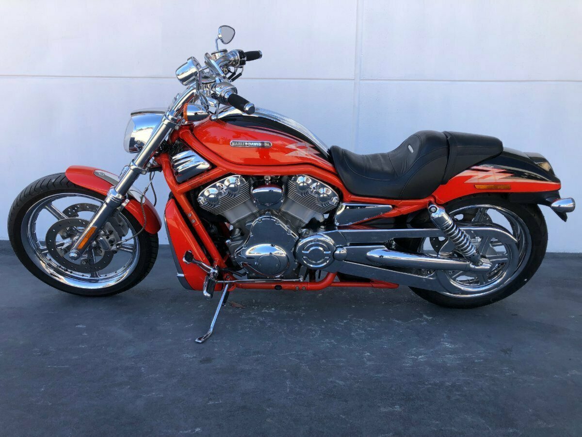 2005 HARLEY-DAVIDSON VRSCSE SCREAMIN' EAGLE V-ROD CRUISER