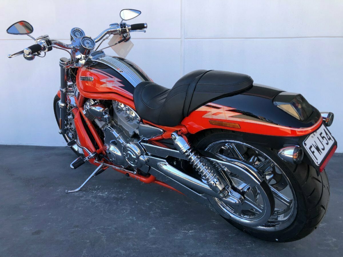 2005 HARLEY-DAVIDSON VRSCSE SCREAMIN' EAGLE V-ROD CRUISER