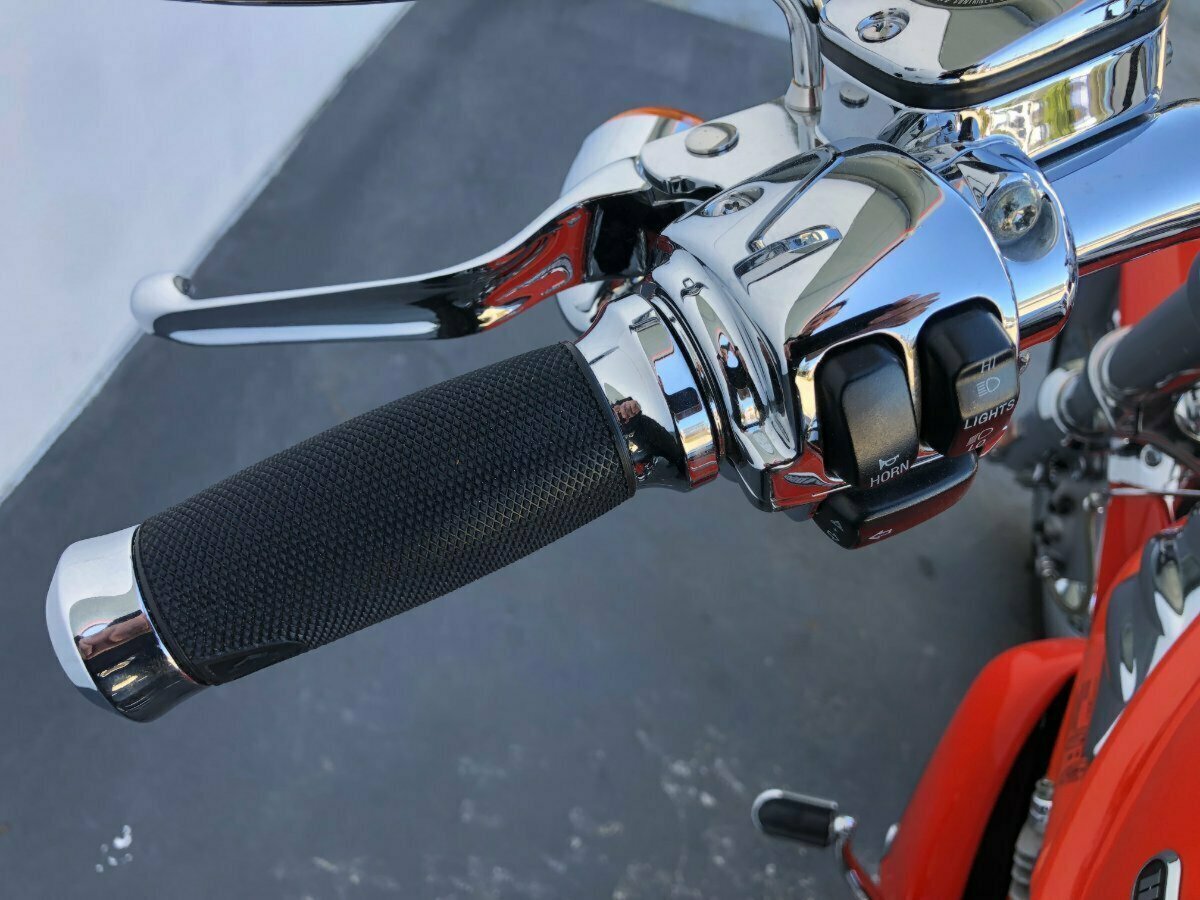 2005 HARLEY-DAVIDSON VRSCSE SCREAMIN' EAGLE V-ROD CRUISER
