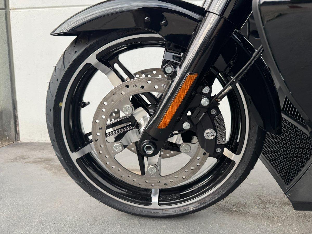 2025 HARLEY-DAVIDSON STREET GLIDE ULTRA 117 (FLHXU) TOURER