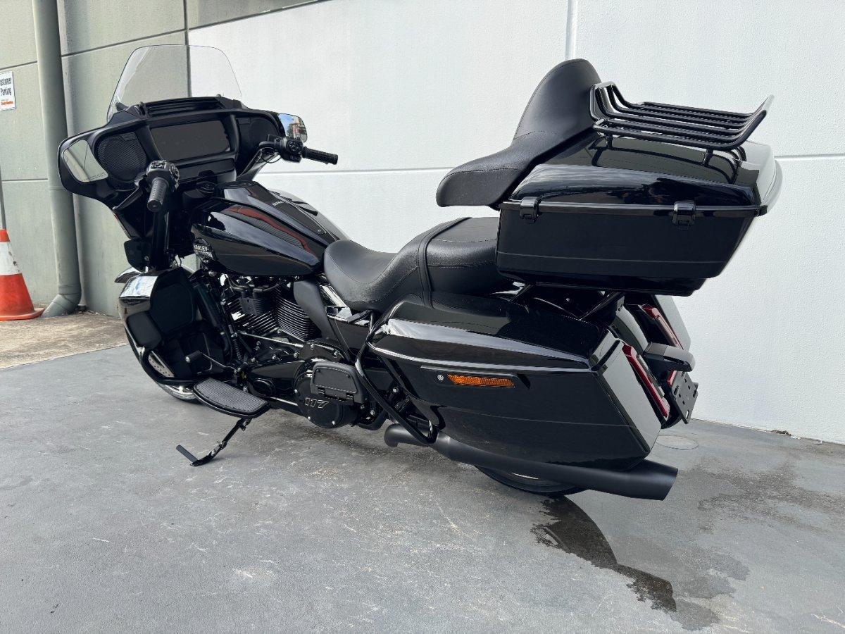 2025 HARLEY-DAVIDSON STREET GLIDE ULTRA 117 (FLHXU) TOURER