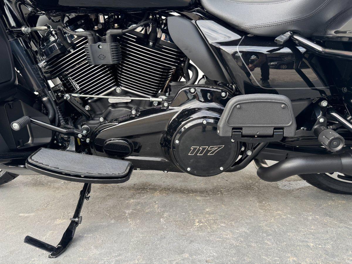2025 HARLEY-DAVIDSON STREET GLIDE ULTRA 117 (FLHXU) TOURER