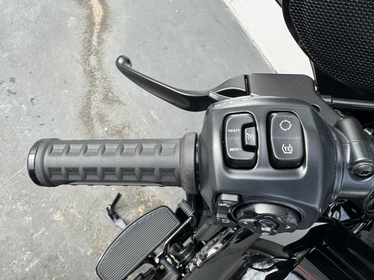 2025 HARLEY-DAVIDSON STREET GLIDE ULTRA 117 (FLHXU) TOURER