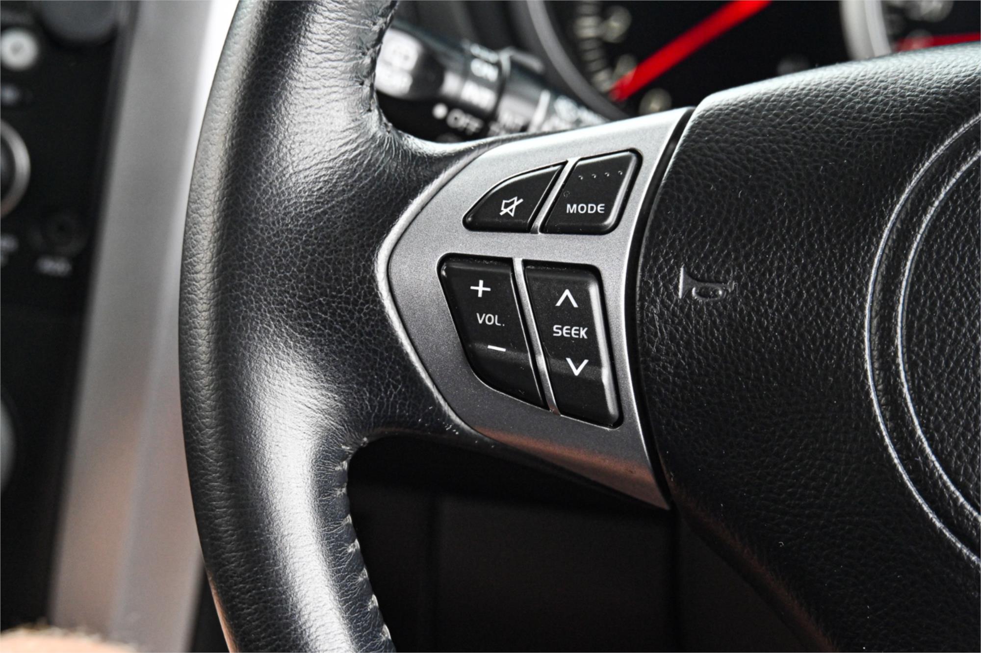 2013 SUZUKI GRAND VITARA JB MY13 URBAN (4x2) 4 SP AUTOMATIC 4D WAGON