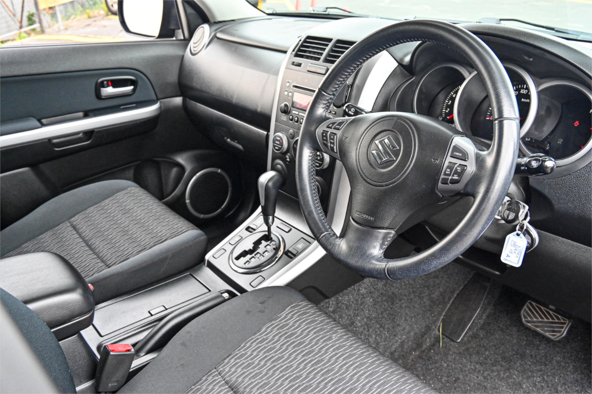2013 SUZUKI GRAND VITARA JB MY13 URBAN (4x2) 4 SP AUTOMATIC 4D WAGON