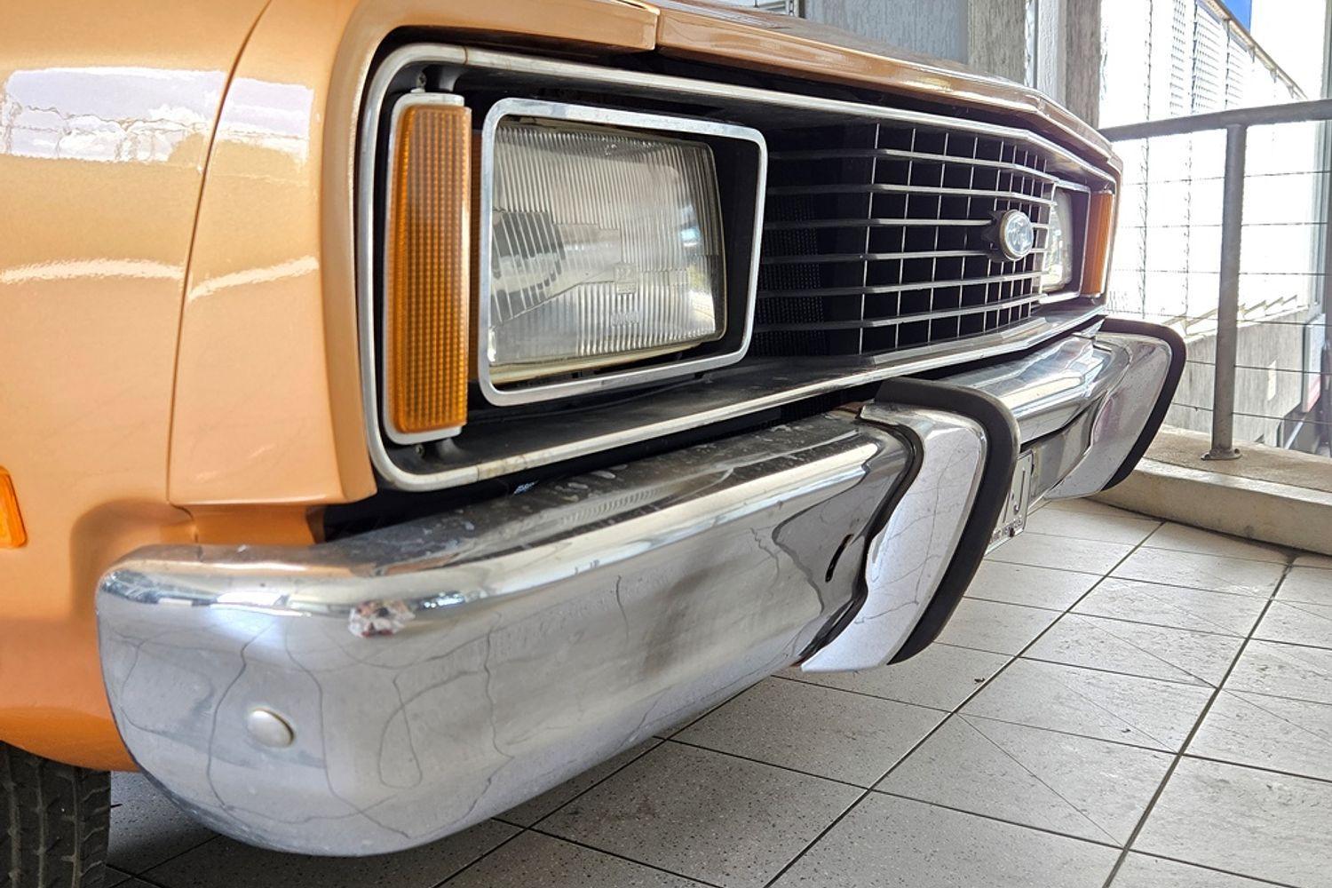 1978 FORD LTD AUTOMATIC SEDAN