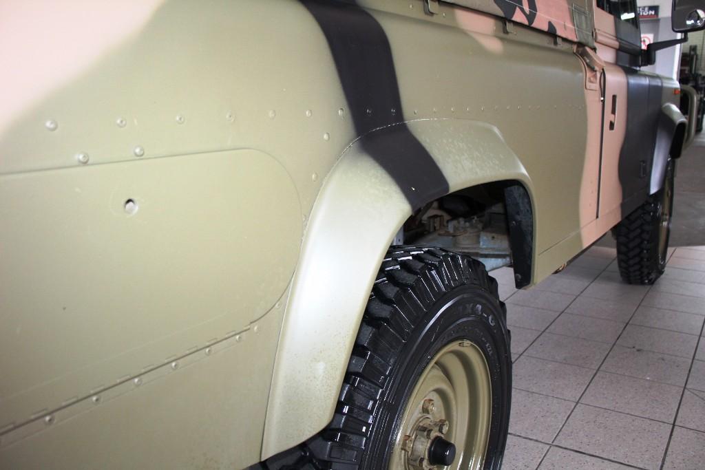 1987 LAND ROVER 110 PERENTIE MANUAL 4X4 10 SEATER