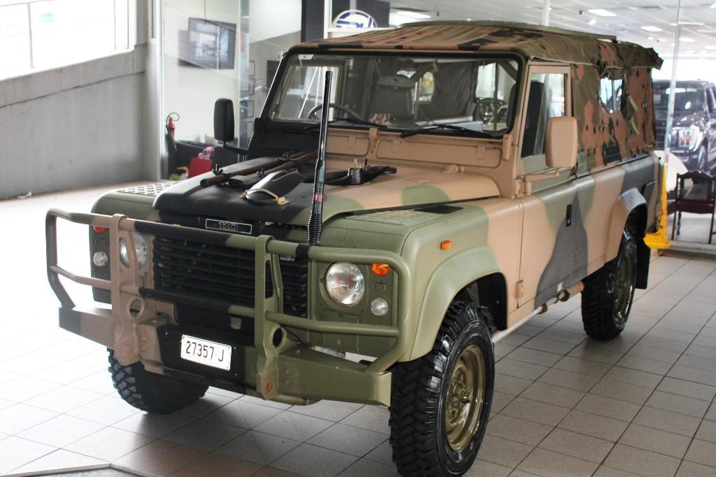 1987 LAND ROVER 110 PERENTIE MANUAL 4X4 10 SEATER