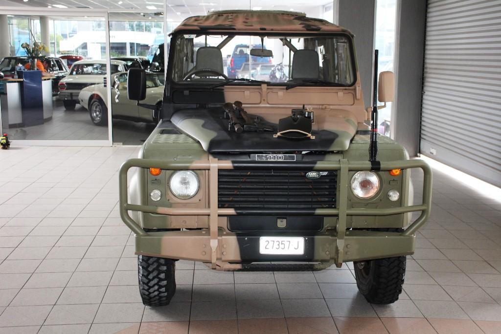 1987 LAND ROVER 110 PERENTIE MANUAL 4X4 10 SEATER