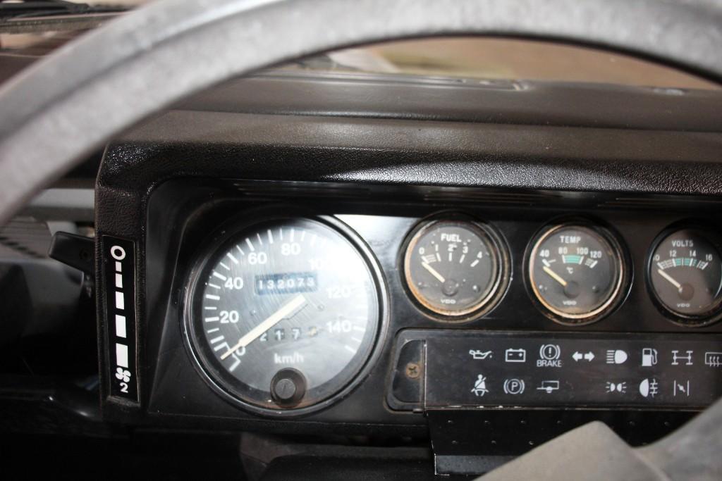 1987 LAND ROVER 110 PERENTIE MANUAL 4X4 10 SEATER