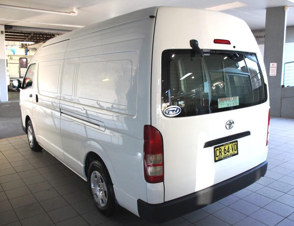 2018 TOYOTA HIACE SUPER LWB AUTO VAN