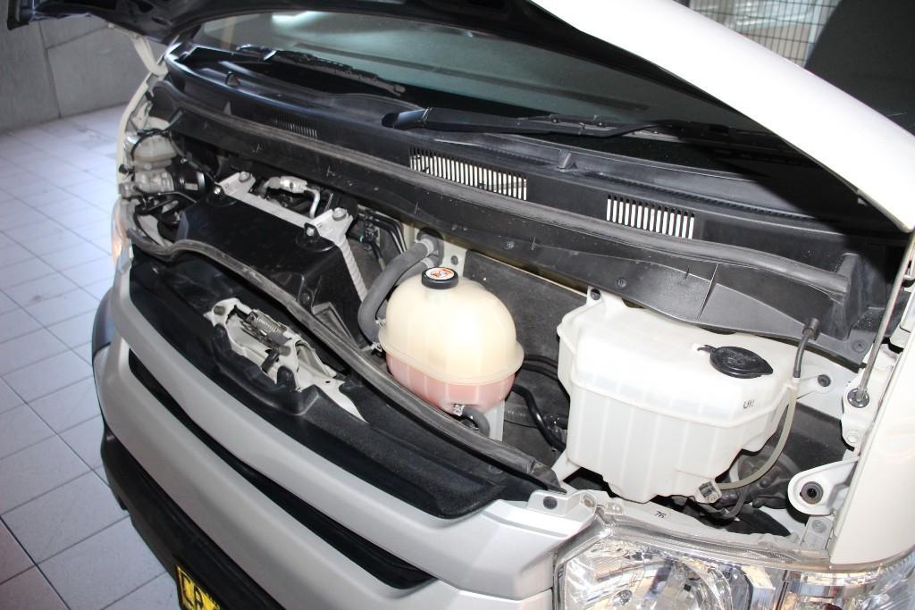 2018 TOYOTA HIACE SUPER LWB AUTO VAN