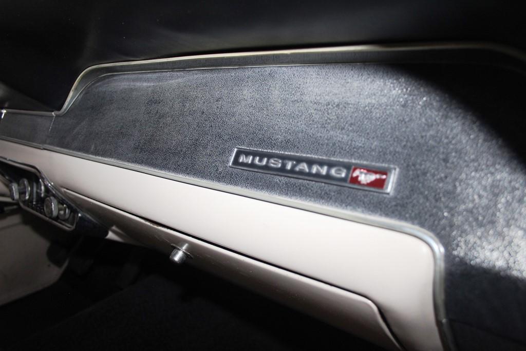 1968 FORD MUSTANG MANUAL COUPE